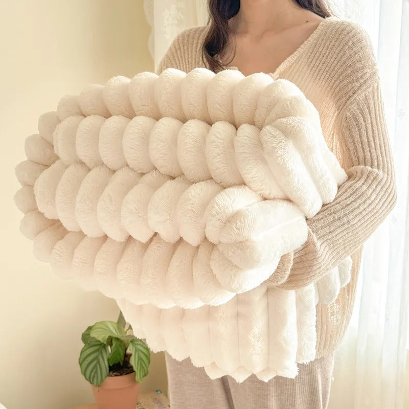 Luvia Cozy Throw Blankets