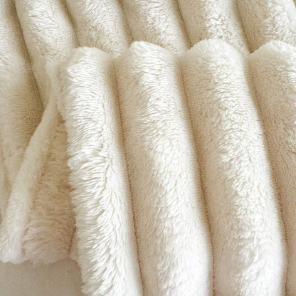 Luvia Cozy Throw Blankets